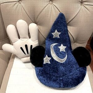 BQ Disney Parks Mickey Mouse Fantasia Hat Sorcerer Wizard White Glove Plush Hand